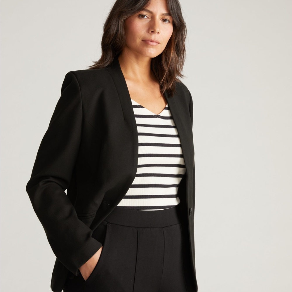 Universal Standard Lennox Collarless Ponte Blazer Black S (14-16)